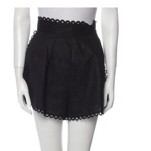 Bellitude shorts in airy dotted linen